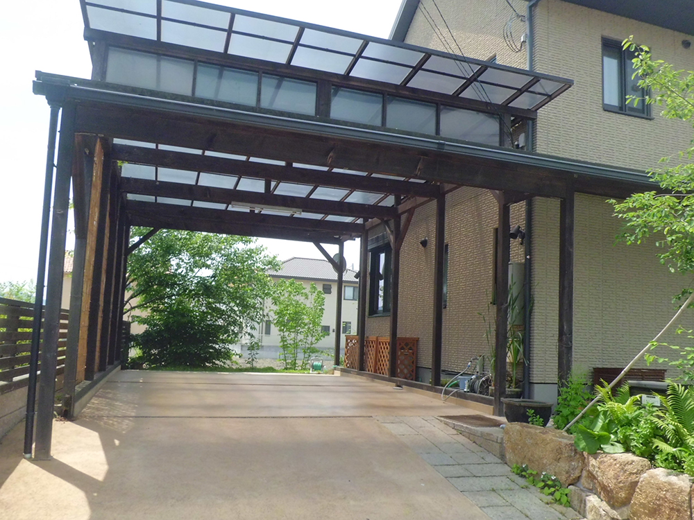 車庫リフォームで夜も素敵にアップグレード｜岡山市の外構リフォーム施工事例ビフォアー