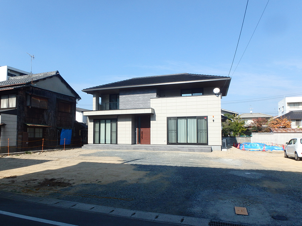 建て替えで叶える理想の家と庭|岡山市の新築外構施工事例ビフォアー